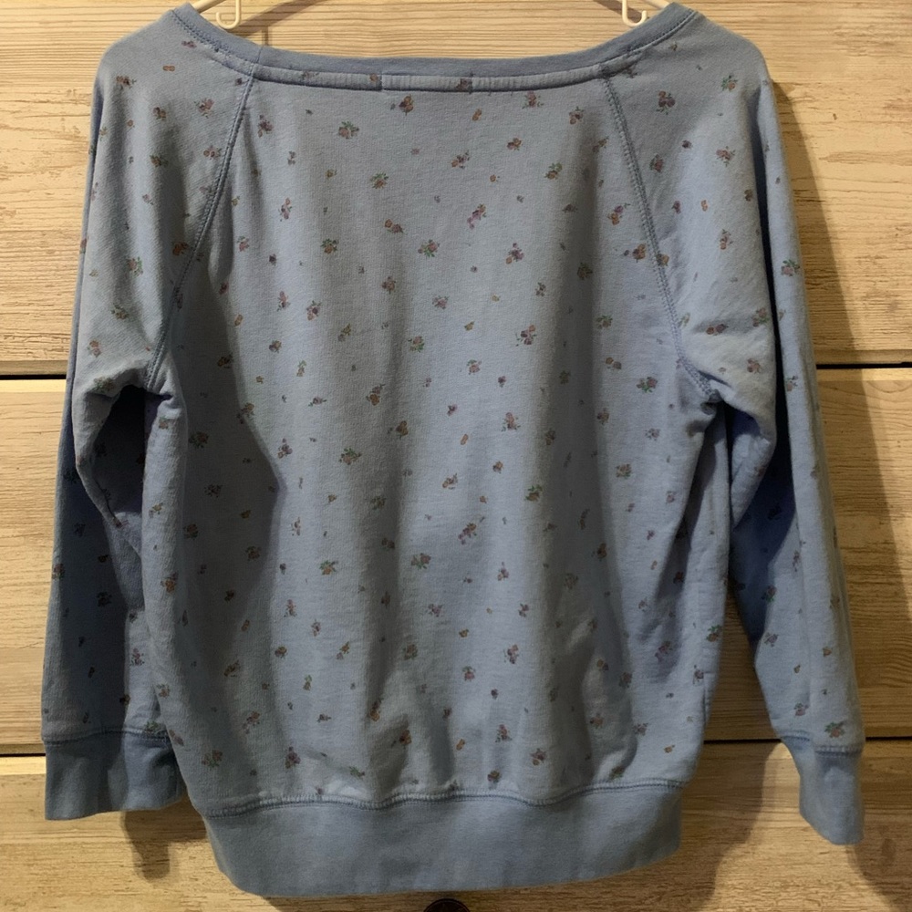 Forever 21 Boutique Long Sleeved Top; Powered Blue w Tiny Flowers - Picture 2 of 4